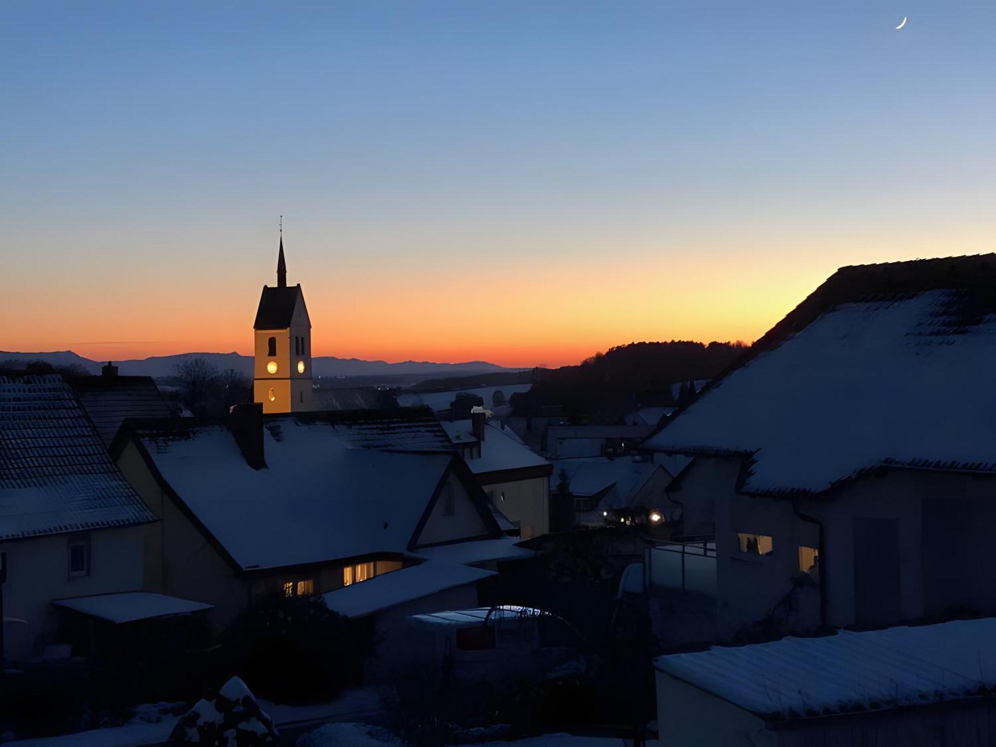 Ferienwohnung Haus Maria Waeschenbeuren Экстерьер фото